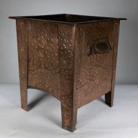 An Arts & Crafts Glasgow School Copper Coal Box with Floral Decoration - Thumbnail 6