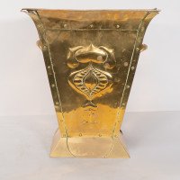 Birmingham Guild of Handicraft. An Arts & Crafts Brass Coal Bucket - Thumbnail 10
