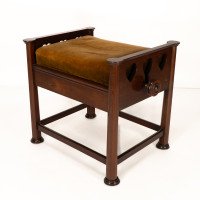 J. S. Henry in the Style of Voysey. An Arts & Crafts Walnut Adjustable Piano Stool - Thumbnail 4