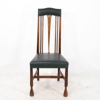 Liberty & Co., attributed. Set of 3 Dining Chairs with Voysey Style Inlaid Pewter Heart - Thumbnail 5