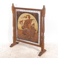 Albert Harrison Thirsk, attributed. A Carved & Adzed Oak Fire Screen with Leather Panel - Thumbnail 3