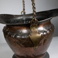 Arts & Crafts Copper Coal Bucket W. Repousse Leaf Decoration & Rope Twist Handle - Thumbnail 9