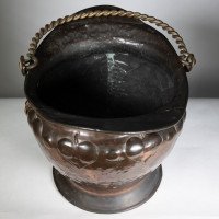 Arts & Crafts Copper Coal Bucket W. Repousse Leaf Decoration & Rope Twist Handle - Thumbnail 13