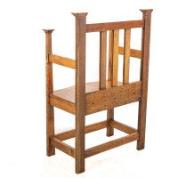 An Arts & Crafts Hall Seat in the Glasgow-Style with Extended Capped Tops - Thumbnail 6
