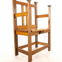 An Arts & Crafts Hall Seat in the Glasgow-Style with Extended Capped Tops - Thumbnail 13