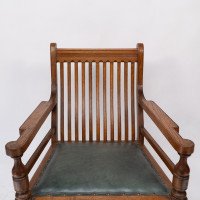 James Peddle, attributed. An Aesthetic Movement Oak Armchair with Serpentine Shaped Back - Thumbnail 7