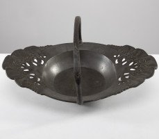 Urania. An Art Nouveau Pewter Fruit Bowl with a Loop Handle Floral Decoration - Thumbnail 3