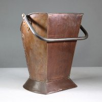 Townshend's Birmingham (stamped). An Impressive Arts & Crafts Copper Coal Bucket - Thumbnail 16