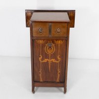 Liberty & Co., attributed. An Arts & Crafts Coal Purdonium with Inlaid Floral Details - Thumbnail 2
