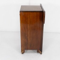 Liberty & Co., attributed. An Arts & Crafts Coal Purdonium with Inlaid Floral Details - Thumbnail 5