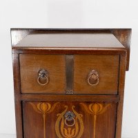 Liberty & Co., attributed. An Arts & Crafts Coal Purdonium with Inlaid Floral Details - Thumbnail 7