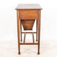 A Good Quality Glasgow-Style Arts & Crafts Oak Needlework Box - Thumbnail 5