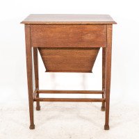 A Good Quality Glasgow-Style Arts & Crafts Oak Needlework Box - Thumbnail 17