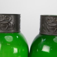 Osiris Pewter Pair of Art Nouveau Green Glass Vases with Frog Decor - Thumbnail 11