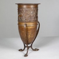 An unusual Arts and Crafts style copper vase decorated with woodland scene - Thumbnail 4