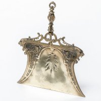 A Gothic Revival Solid Brass Crumb Tray with Tigers Heads & Floral Decors - Thumbnail 3