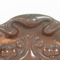 Beldray. An Arts & Crafts Copper Crumb Tray with Impressed Floral Decoration - Thumbnail 5