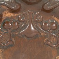 Beldray. An Arts & Crafts Copper Crumb Tray with Impressed Floral Decoration - Thumbnail 7