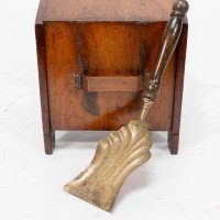 Dr Christopher Dresser – Aesthetic Movement Walnut Coal Box with Brass Panels - Thumbnail 14