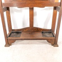Shapland & Petter. An Arts & Crafts Oak Hallstand with Mirror & Copper Panel - Thumbnail 10