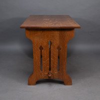 Liberty & Co., attributed. A Small Arts & Crafts Oak Dining Table - Thumbnail 7
