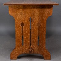 Liberty & Co., attributed. A Small Arts & Crafts Oak Dining Table - Thumbnail 10