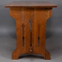 Liberty & Co., attributed. A Small Arts & Crafts Oak Dining Table - Thumbnail 11