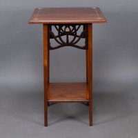 Liberty & Co., attributed. An Arts & Crafts Mahogany Occasional Table with Mother-Of-Pearl Inlays - Thumbnail 4