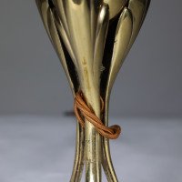 Arts and Crafts brass lamp with floral stem and heart pierced base c.1900 - Thumbnail 10