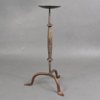 Cotswold School – Arts and Crafts Wrought Iron Pricket Candlestick (c.1910) - Thumbnail 5