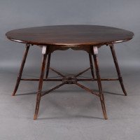 E. W. Godwin. An Anglo-Japanese Aesthetic Movement Walnut Centre or Dining Table - Thumbnail 7