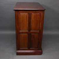 Morris & Co., Arts & Crafts Walnut Chest of Drawers with Finely Cast Handles - Thumbnail 5