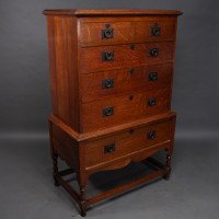 Ambrose Heal a Rare Mansfield Oak Chest of Drawers with Iron Heart Escutcheons - Thumbnail 2