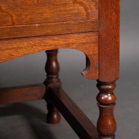 Ambrose Heal a Rare Mansfield Oak Chest of Drawers with Iron Heart Escutcheons - Thumbnail 15