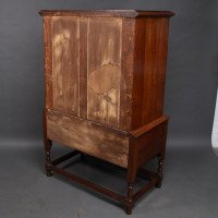 Ambrose Heal a Rare Mansfield Oak Chest of Drawers with Iron Heart Escutcheons - Thumbnail 16