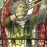 Pre-Raphaelite Stained Glass of Archangel Gabriel Blowing a Trumpet c.1880 - Thumbnail 8