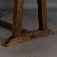 M. H. Baillie Scott Made by John P White at the Pyghtle Works. A Rare Arts & Crafts Oak Dining Table - Thumbnail 13