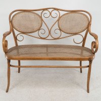 Thonet – Vienna Secession beech bentwood settee with caned seat and back - Thumbnail 2