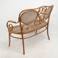 Thonet – Vienna Secession beech bentwood settee with caned seat and back - Thumbnail 16
