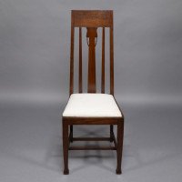E. A. Taylor, attributed. A Set of Eight Arts & Crafts Glasgow School Oak Dining Chairs - Thumbnail 3