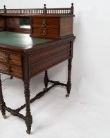 Bruce Talbert, style of. By Gillow and Co. – Aesthetic Oak Knee Hole Desk - Thumbnail 3