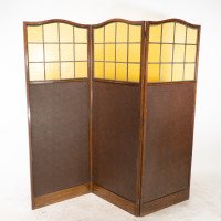 Liberty and Co (attributed). A good three fold screen - Thumbnail 12