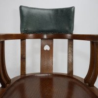 E. A. Taylor, attributed. An Arts & Crafts Oak Tub Chair with a Pierced Heart - Thumbnail 7