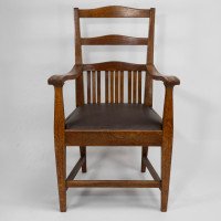 Walter Cave Attributed – Arts and Crafts Pair of Oak Armchairs with Curved Backs - Thumbnail 4