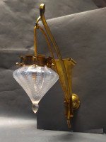 WAS Benson. Rare pair of brass wall lights with the original Powell flint shades - Thumbnail 9