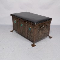 Jesson Birkett, Attributed – Arts and Crafts Copper Fireside Log Box and Seat - Thumbnail 2