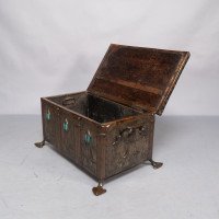 Jesson Birkett, Attributed – Arts and Crafts Copper Fireside Log Box and Seat - Thumbnail 3