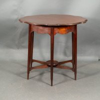 Morris & Co., Mahogany Side Table with a Shaped Top & a Wavy Apron - Thumbnail 5