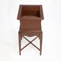 C. F. A. Voysey, attributed. A Small Arts & Crafts Oak Plant Stand - Thumbnail 25