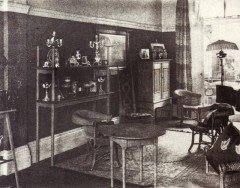 C. F. A. Voysey, attributed. Made & Retailed by Goodyers of Regent Street & New Bond Street London. A Rare Pair of Simple Arts & Crafts Oak Plant Stands - Thumbnail 16
